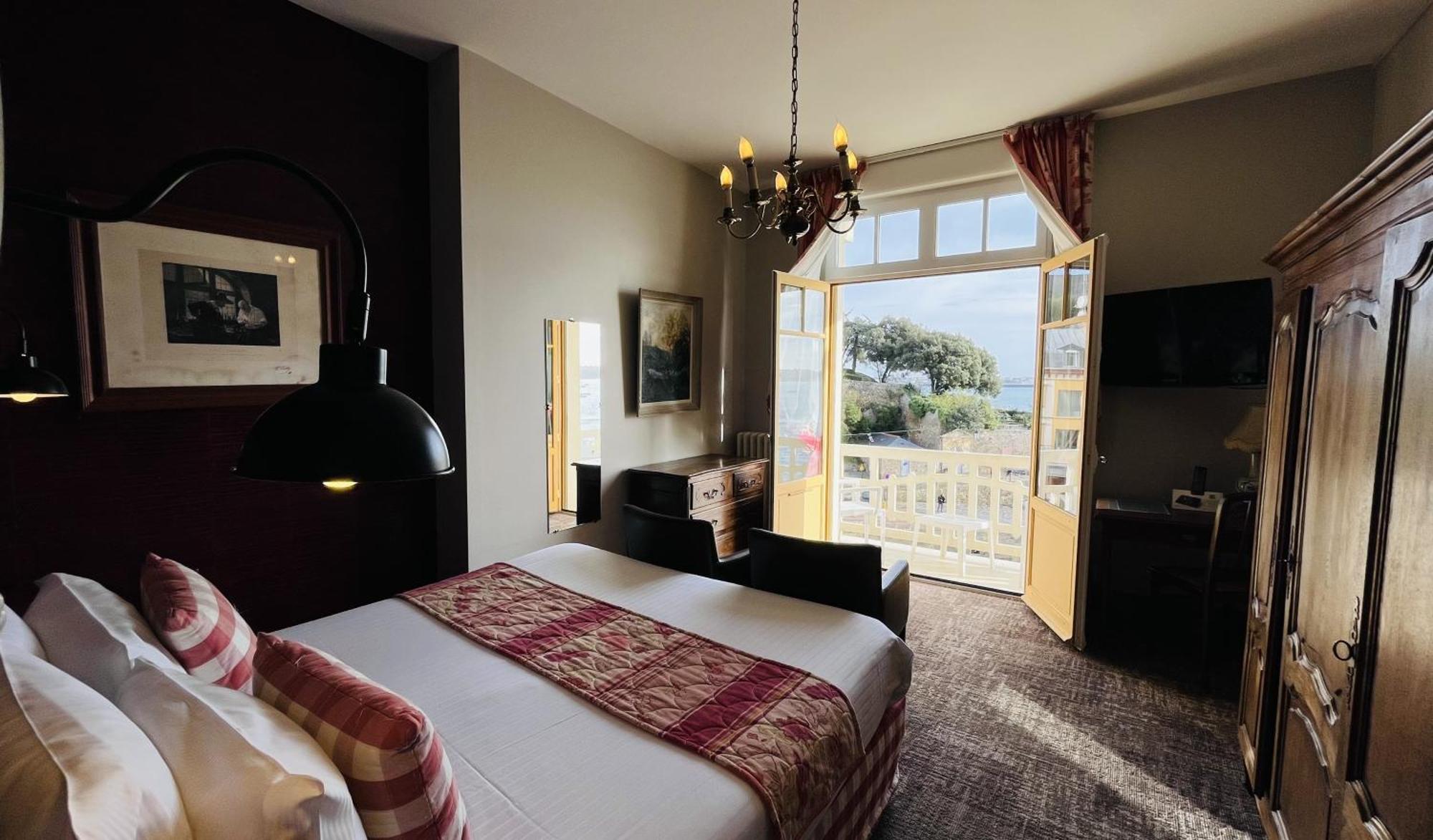 Hotel-Restaurant Printania Динар Экстерьер фото
