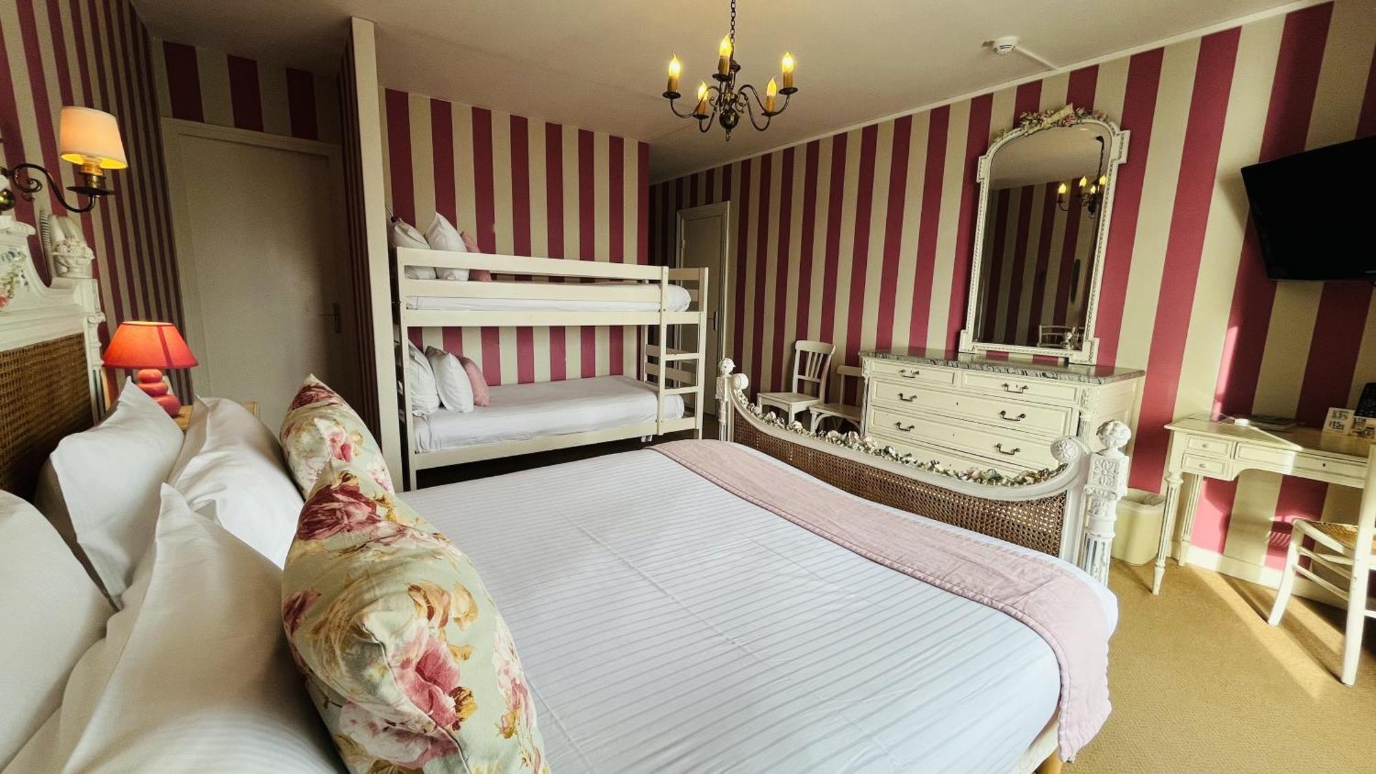 Hotel-Restaurant Printania Динар Экстерьер фото
