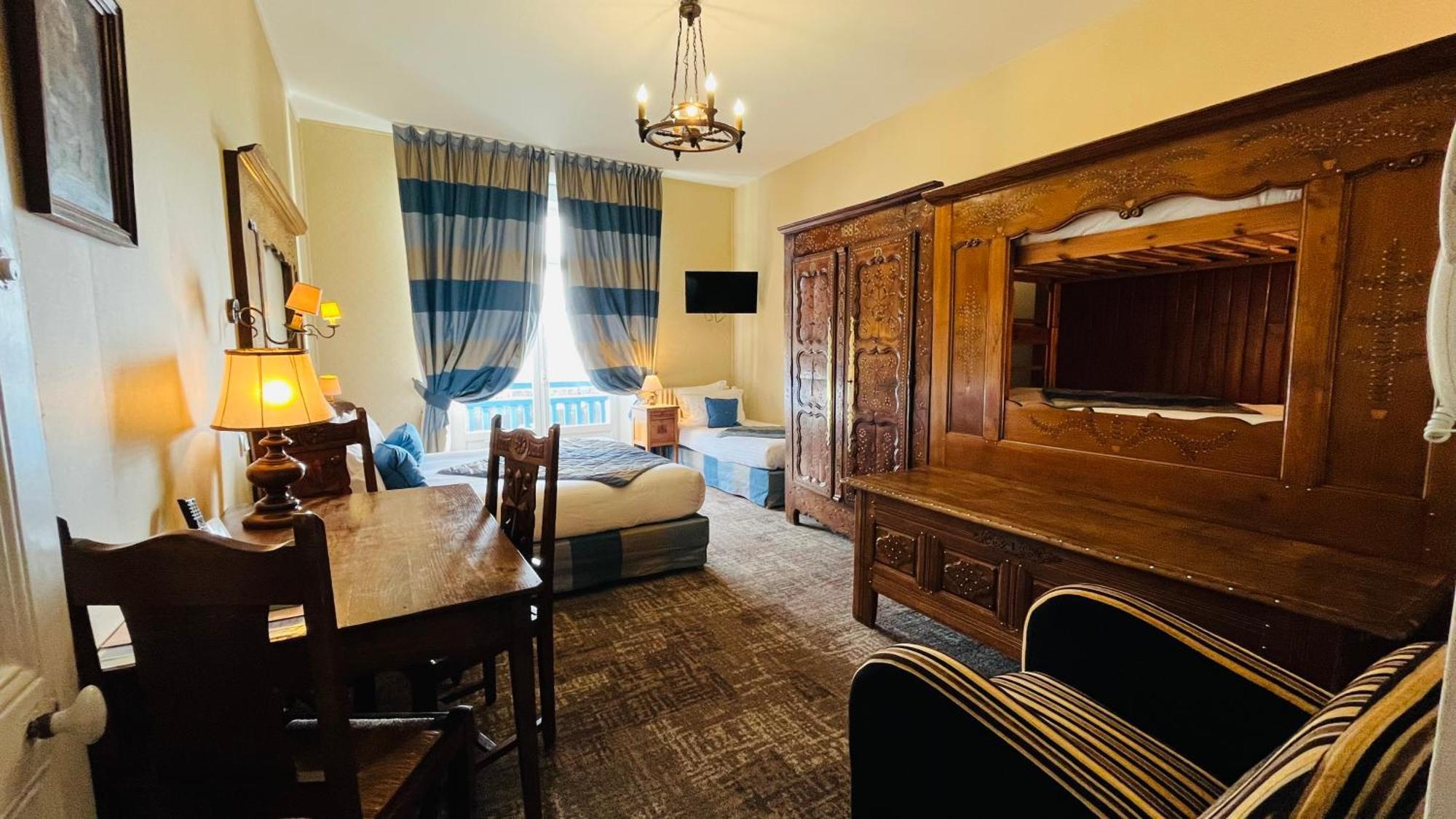 Hotel-Restaurant Printania Динар Экстерьер фото